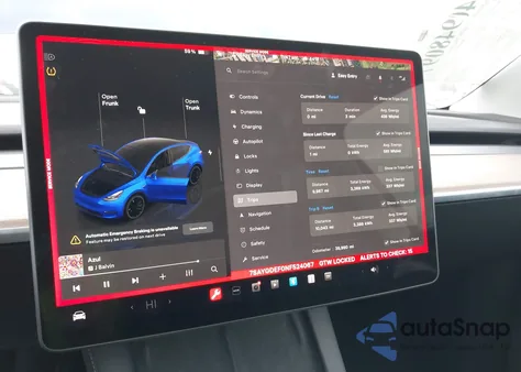 2022 Tesla Model Y Performance Dual Motor All-Wheel Drive z USA, uszkodzony, nr VIN 7SAYGDEF0NF524067